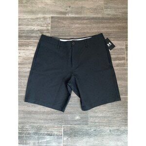 Under Armour Men's UA Golf printed Shorts NEW size 38, 10" inseam